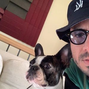 Meet your Posher, Raymond